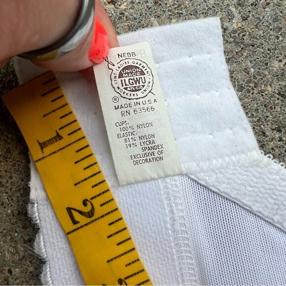 Vintage 60s 70s Wynette by Valmont White Ivory Bustier 36B Style 737 - Picture 3 of 6